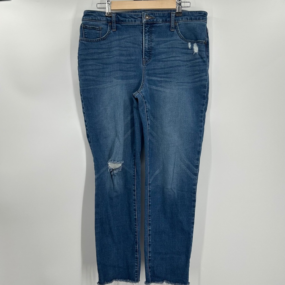 Chicos So Slimming Girlfriend Slim Leg Ankle Jeans Blue Distressed 12R 2R